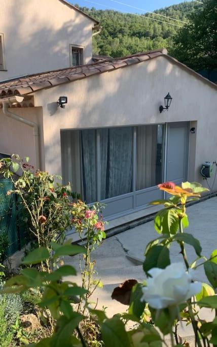 Agreable Entre & Montagne Piscine Prive Holiday home *